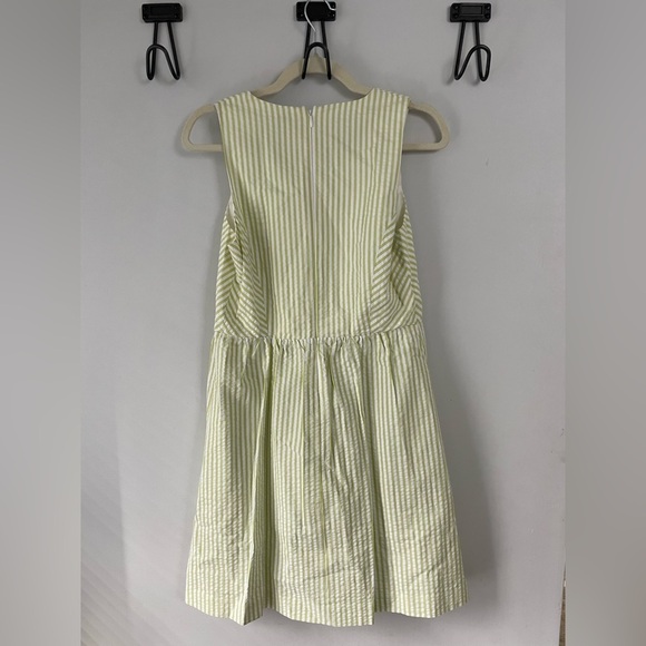 Crown & Ivy, size 8, green and white stripe seersucker mini knee length dress - Picture 4 of 8